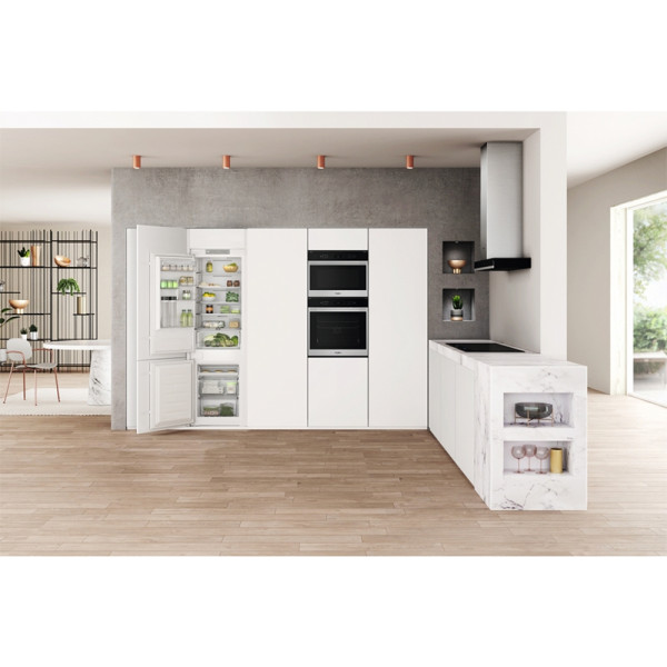 WHIRLPOOL 2 DOOR FRIDGE WHC18T311HK