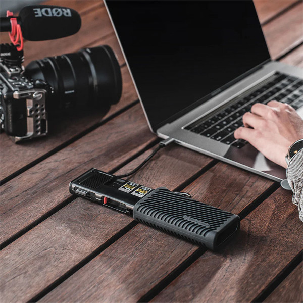 PGYTECH MEMORY SD CARD /CARD READER CASE GM-168