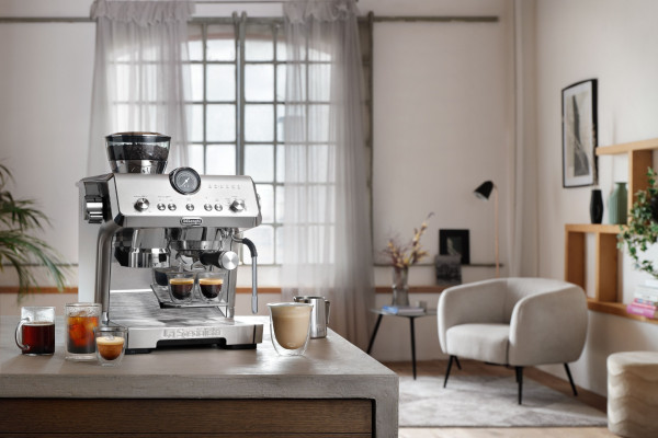 DELONGHI COFFEE MAKER EC9555.M