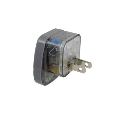 DAIYO TRAVEL ADAPTOR DE235